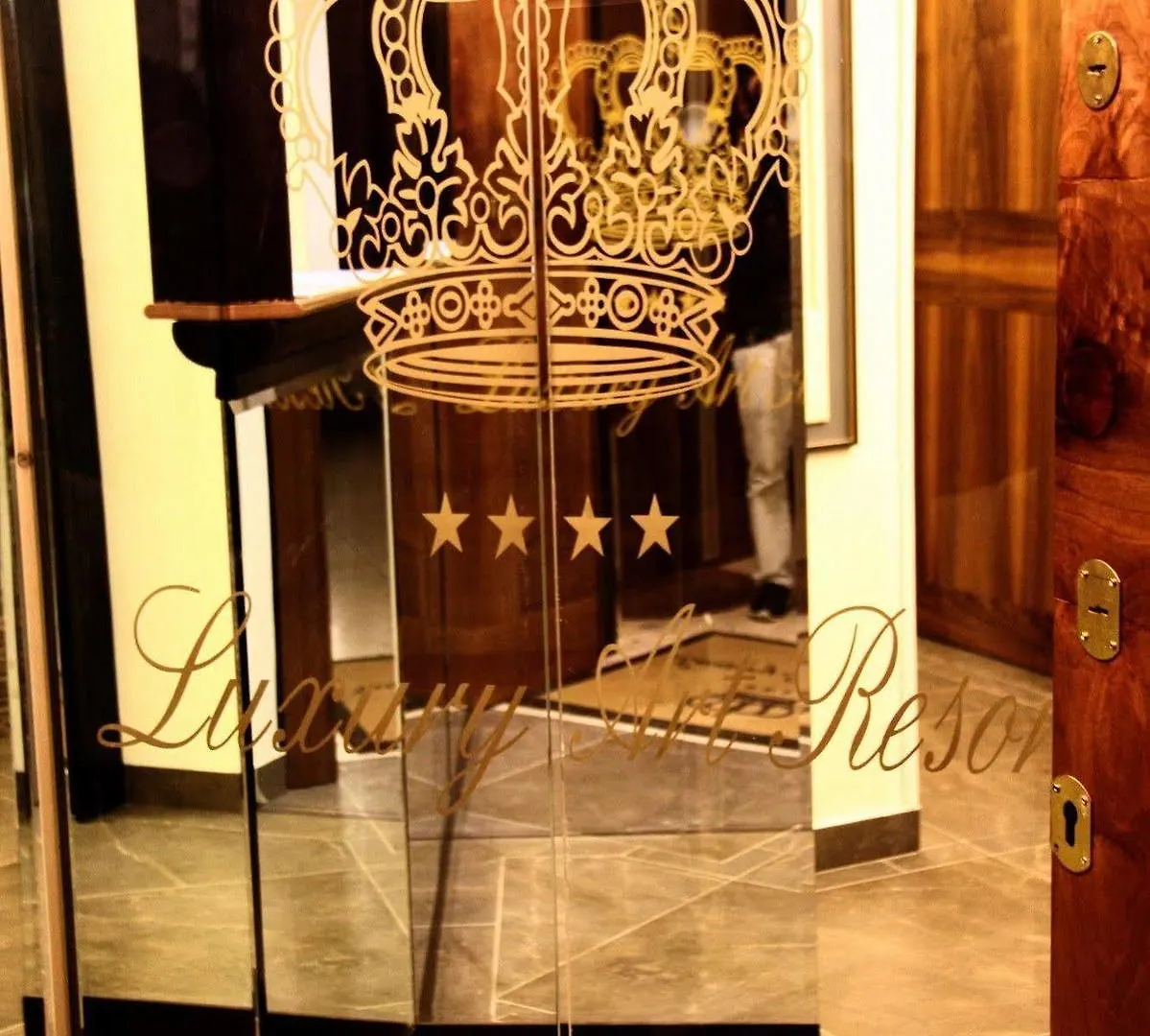 Hotel Art Resort Piazza Carita'